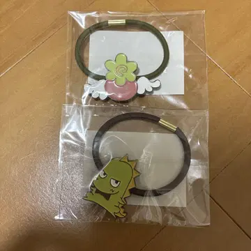 미개봉 새상품 야자와 아이  이웃 이야기 해피베리 머리끈 스도자우루스