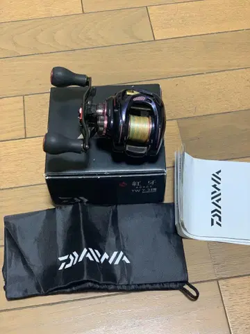 DAIWA 홍아 TW 7.3L 좌핸들 베이트 릴