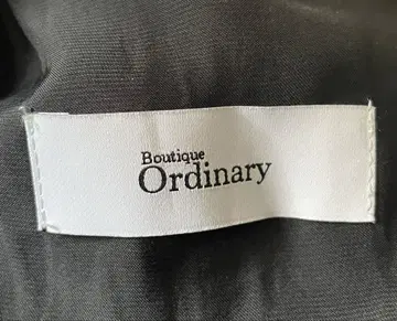 Boutique Ordinary 광택 블랙 롱 스커트