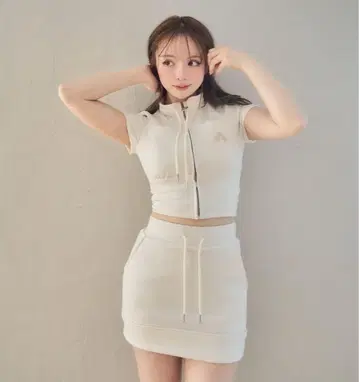 andmary Willow line tops