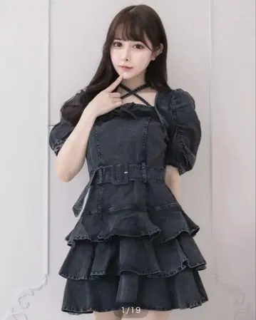 pium 피움 티어드 프릴 미니 원피스 블랙 데님
