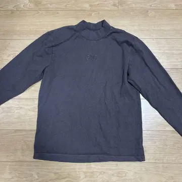 GAP 브라운 롱T