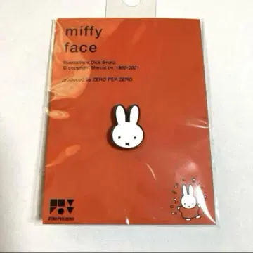 미피 핀 배지 페이스