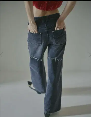 BACK THIGH SLIT DENIM 26inch