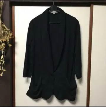 BLACK by moussy
