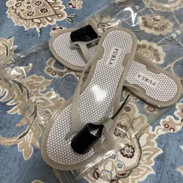 FURLA 쪼리 샌들 베이지 블랙