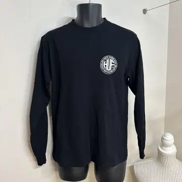 HUF 블랙 롱 슬리브 티셔츠