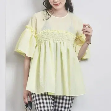 유나이티드 애로우즈 에어리 자카드 셔링 플레어 슬리브 블라우스