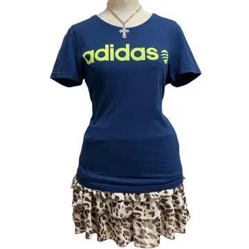 Y2K adidas 피치T 티셔츠 헤이세이 갸루 네이비 x 라임그린