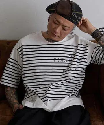 propa9anda ego tripping 티셔츠 radiots