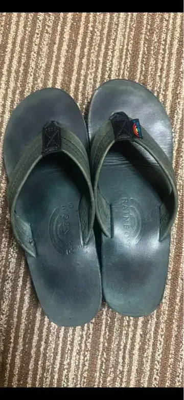Rainbow SANDALS 블랙 통굽 샌들