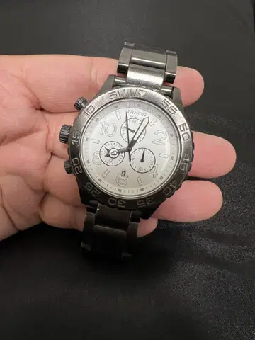 NIXON 크로노그래프 손목시계 실버 42-20