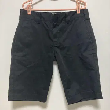 Dickies 블랙 숏팬츠