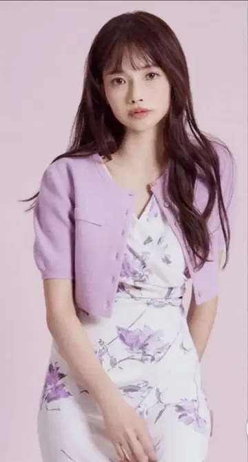 새상품 스나이델 크롭 하프 슬리브 가디건 핑크 반팔 가디건