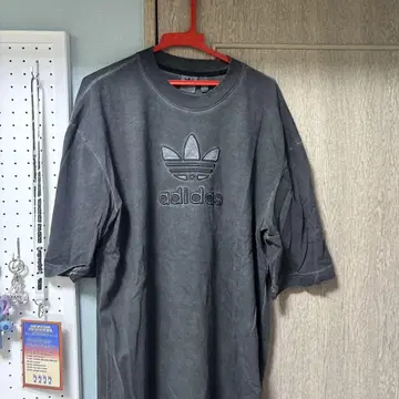 adidas WOMENS OVERSIZED TREFOIL TEE 셔츠