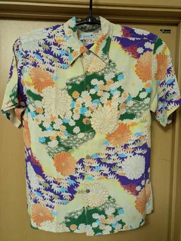 컨디션 최상 L 사이즈 KIMONO DESIGN SUN SURF 선서프