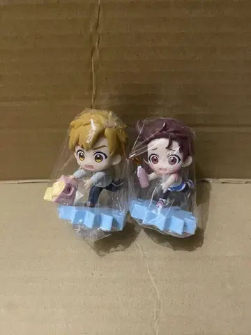 메달리스트 mOH!ment 미니 피규어  아케우라지 츠카사