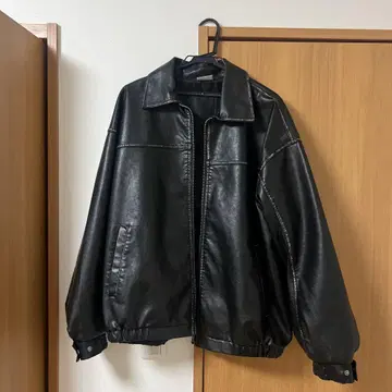 블랙 가죽 봄버 자켓