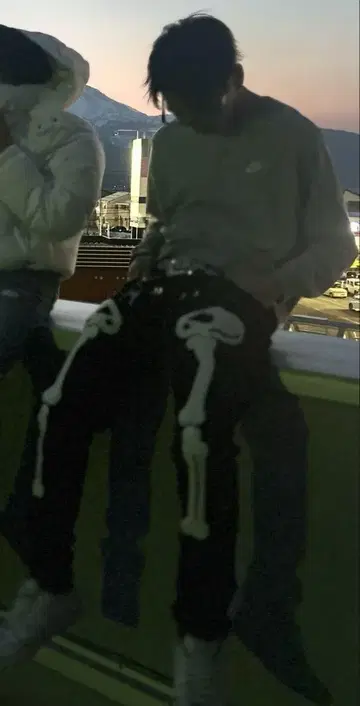 뼈 데님 32인치