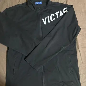 VICTAS 블랙 풀 지퍼 재킷