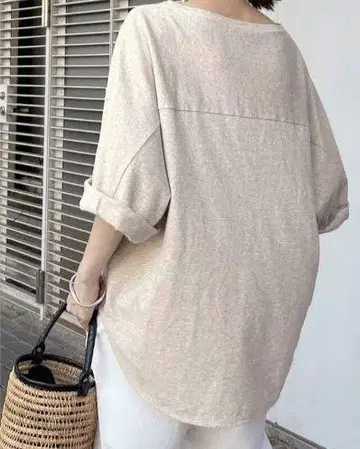 탑 뉴앙스 Tee
