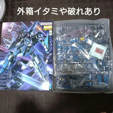 MG 1/100 리젤 미개봉 새 상품 외부 박스 손상 및 찢김 있음