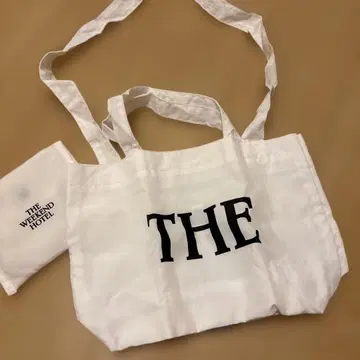 더 위켄드 호텔 NylonBag (THE) White