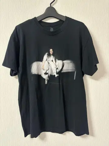 후카세 착용 billie eilish 2019 티셔츠