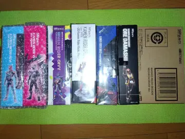 SHFiguarts 가면라이더 피규어 세트