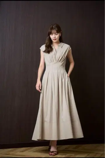 Montecristo French Sleeve Dress