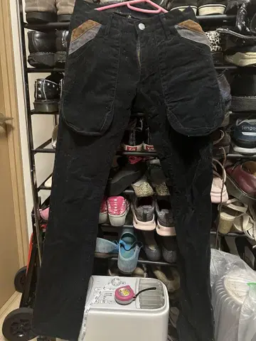 루드 갤러리 블랙 워크 팬츠 이소재 패치