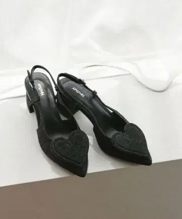 Heather 헤더 하트 힐 샌들