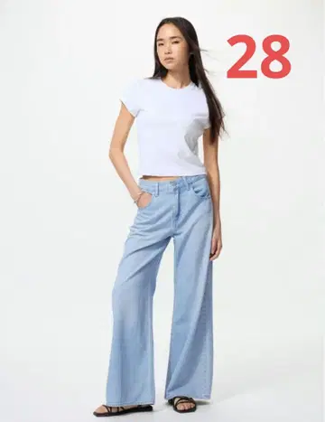 유니클로 UNIQLO 드레이프 와이드 플레어 청바지 허리 28 새상품