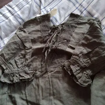 새상품 사만다 모스모스 블루 백 레이스 원피스