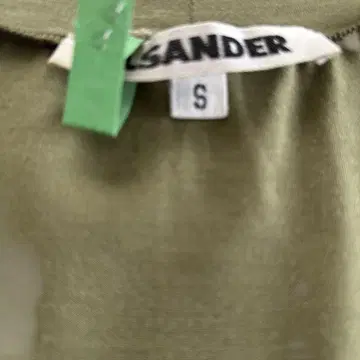 JILSANDER 올리브 그린 반팔 티셔츠 S