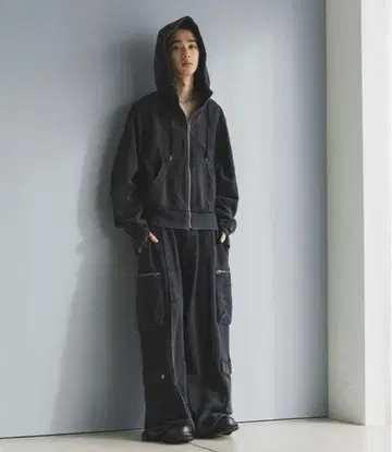 HARE 피그먼트 더블 포켓 ZIP 후드티 & 맨투맨 카고 팬츠 새상품급