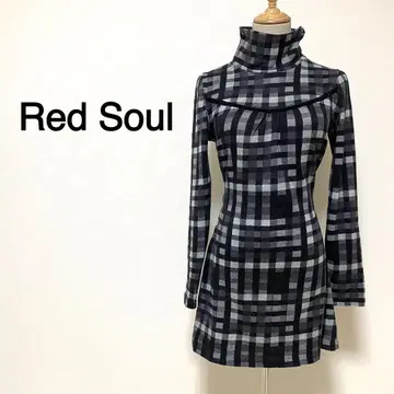 Red Soul 그레이 컬러 체크 무늬 하이넥 니트 원피스