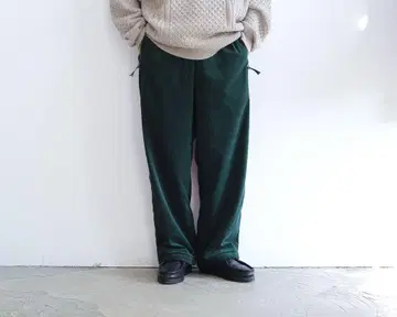 FreshService DRY CORDUROY OVER PANTS GRN