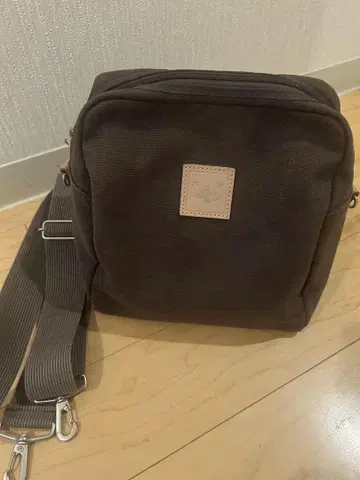 이누지루시 가방 제작소 숄더백 브라운