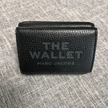 MARC JACOBS THE WALLET 블랙 3단 폴더형 지갑