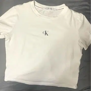 calvin klein 캘빈클라인 화이트 T셔츠 S 사이즈