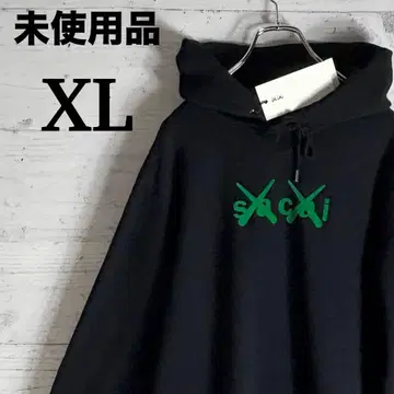 택 포함 새상품 Sacai x KAWS 센터 로고 후드티 XL