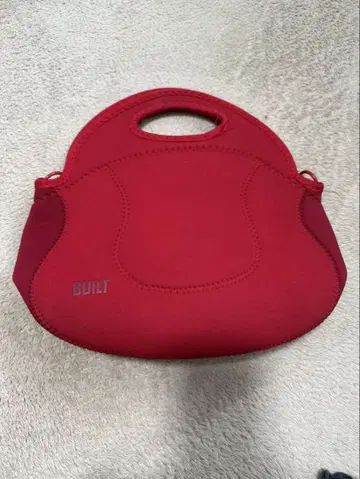 BUILT 빨간색 핸드백 스타일 파우치