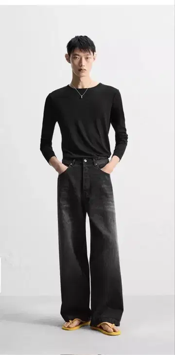 ZARA 슈퍼 배기 핏 청바지 34