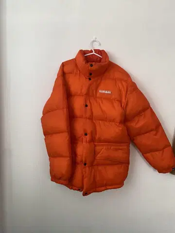 NAPAPIJRI 오렌지 다운 자켓 M