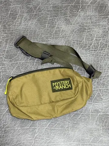 MYSTERY RANCH 바디백 올리브