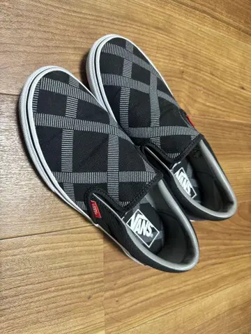 VANS 슬립온 블랙 SHIBUYA CITY