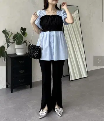 개더 뷔스티에 도킹 페플럼 블라우스