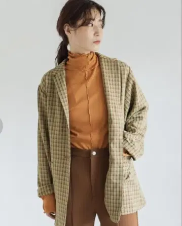 Kastane 골지 메로우 하이넥 롱티 브라운 계열 티셔츠 오렌지