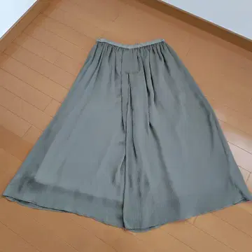 새상품급 BEARDSLEY 비어즐리 와이드 팬츠 used